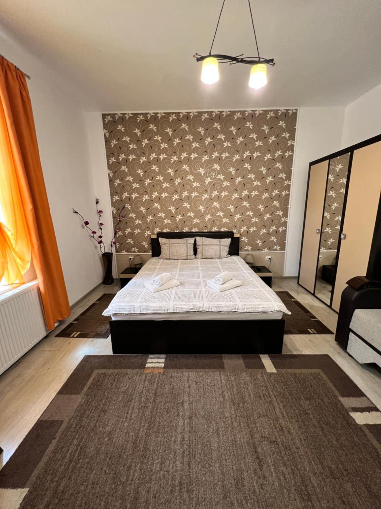 Ferienwohnung Vio'S Getaway Hermannstadt Exterior foto